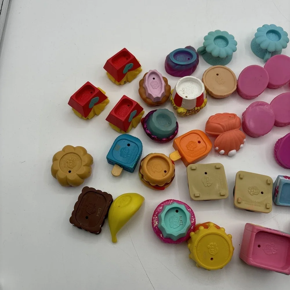 My Little Pony Accessories Shoe Lot - 2 Full Sets, 32 Misc Shoes, 40 Total Shoes